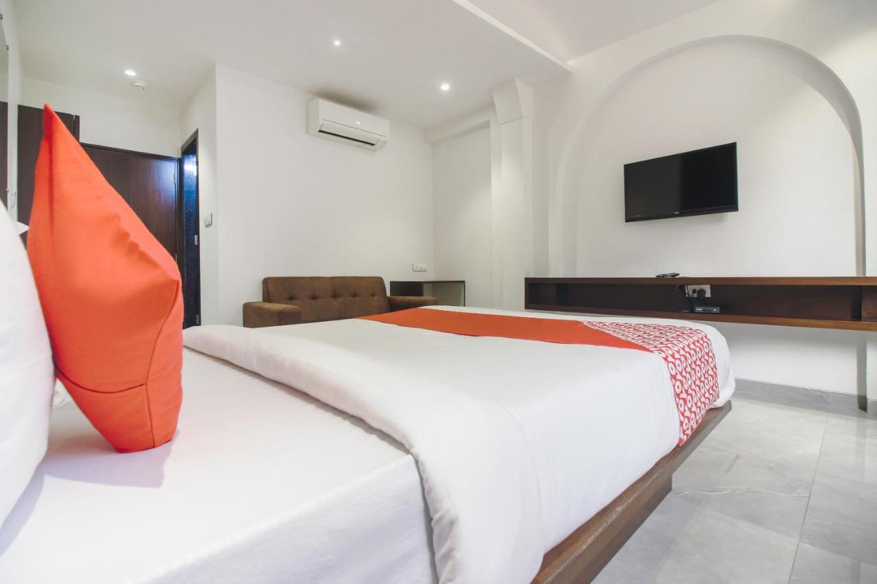 Hotel Flora Suites Bombay Extérieur photo