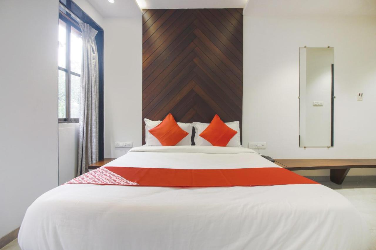 Hotel Flora Suites Bombay Extérieur photo