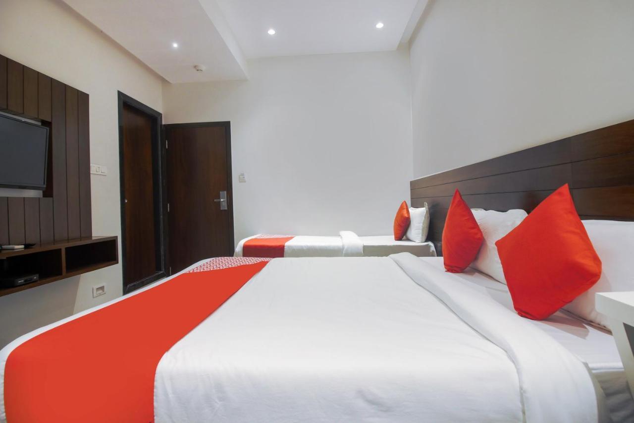 Hotel Flora Suites Bombay Extérieur photo